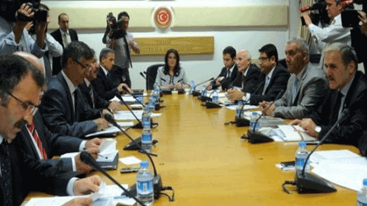 Komisyon Deniz Gezmiş'in avukatını dinledi