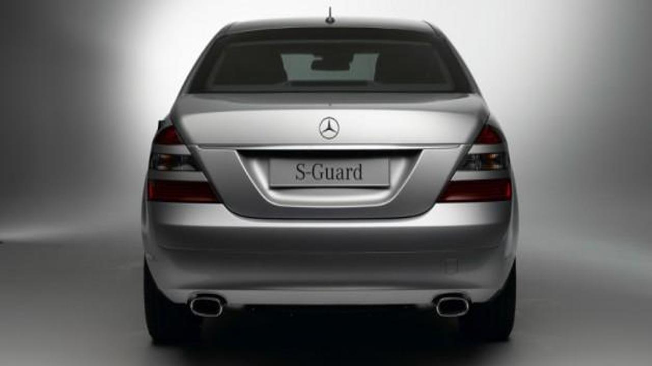 Mercedes-Benz yeni aracı S-600 Guard'ı tanıttı