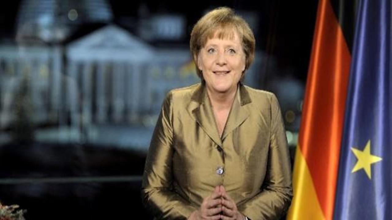 Merkel'den Yunan hükümetine eleştiri