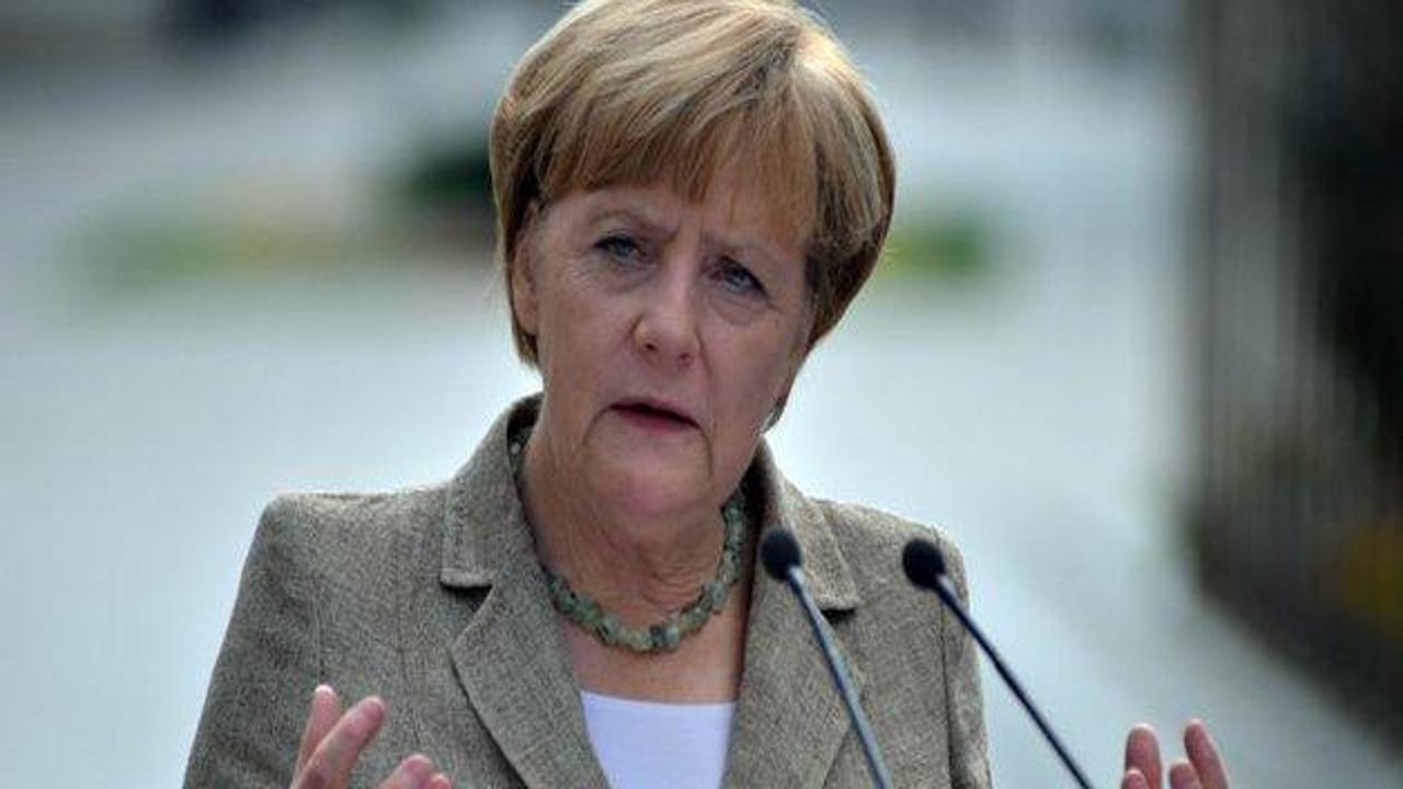 Merkel'den 'Kırımın işgaline sert tavır