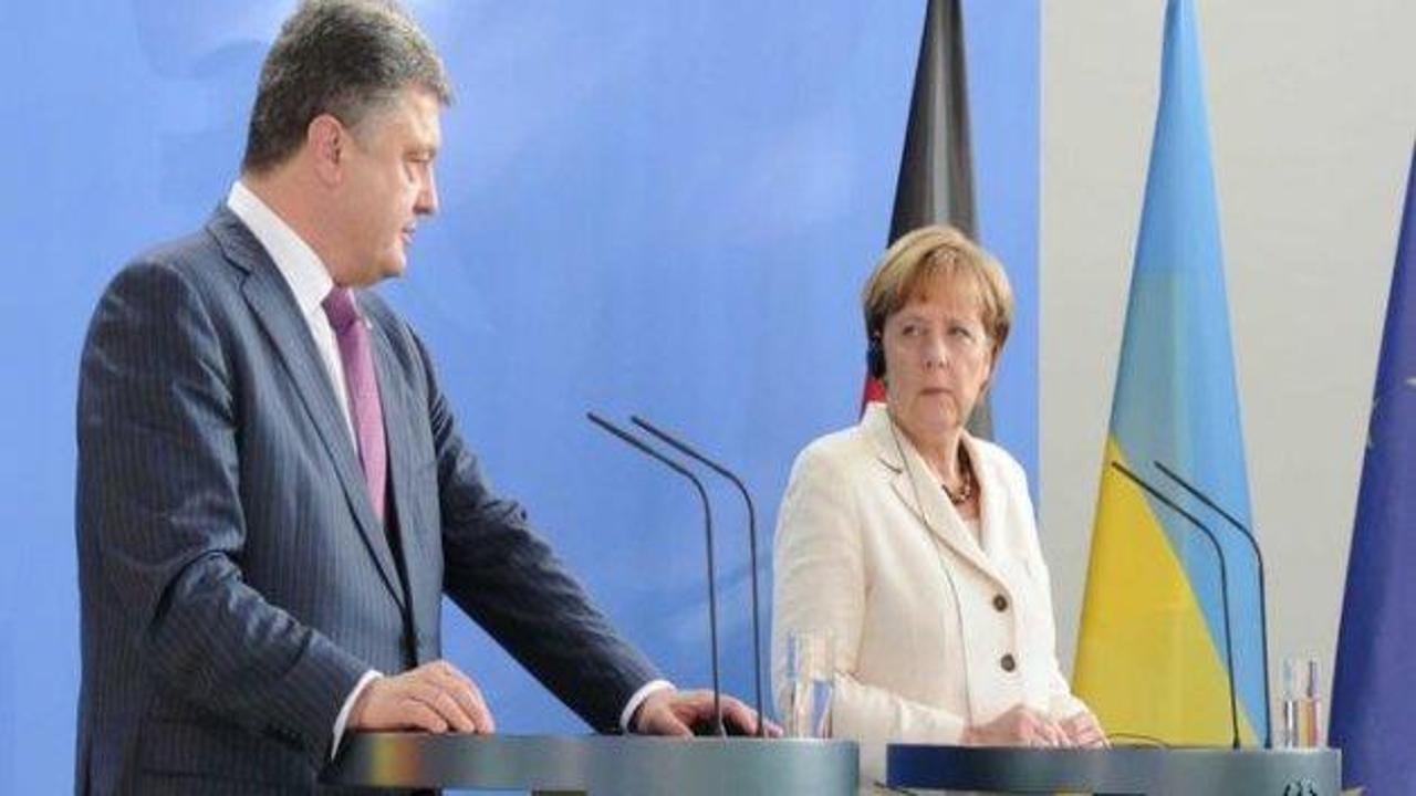 Merkel'den Ukrayna'ya tam destek 