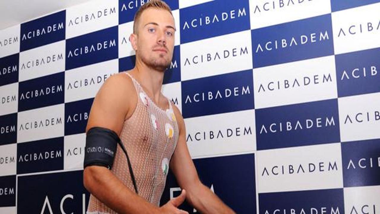 Mert G&uuml;nok sağlık kontrol&uuml;nden ge&ccedil;ti!