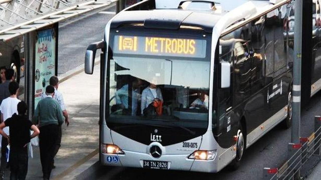 Metrobüs bekleme ve seyahat süresi kısalıyor