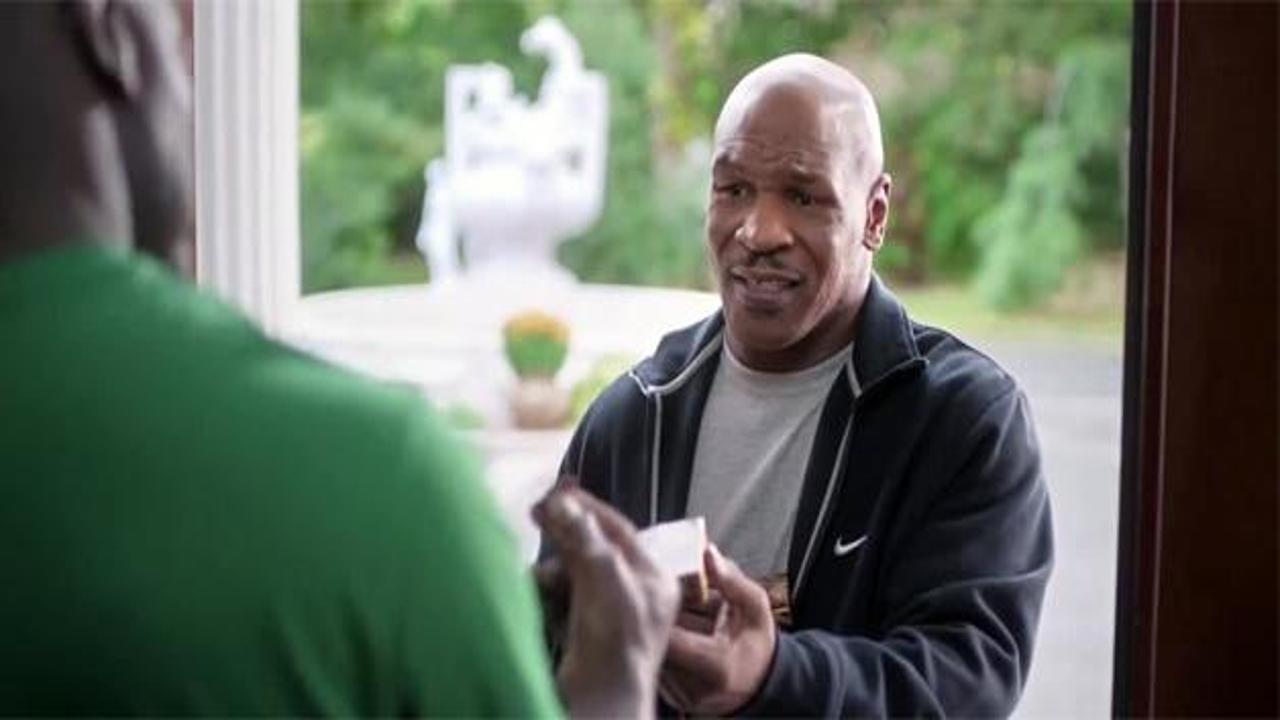 Mike Tyson, kopardığı kulağı 'iade etti'