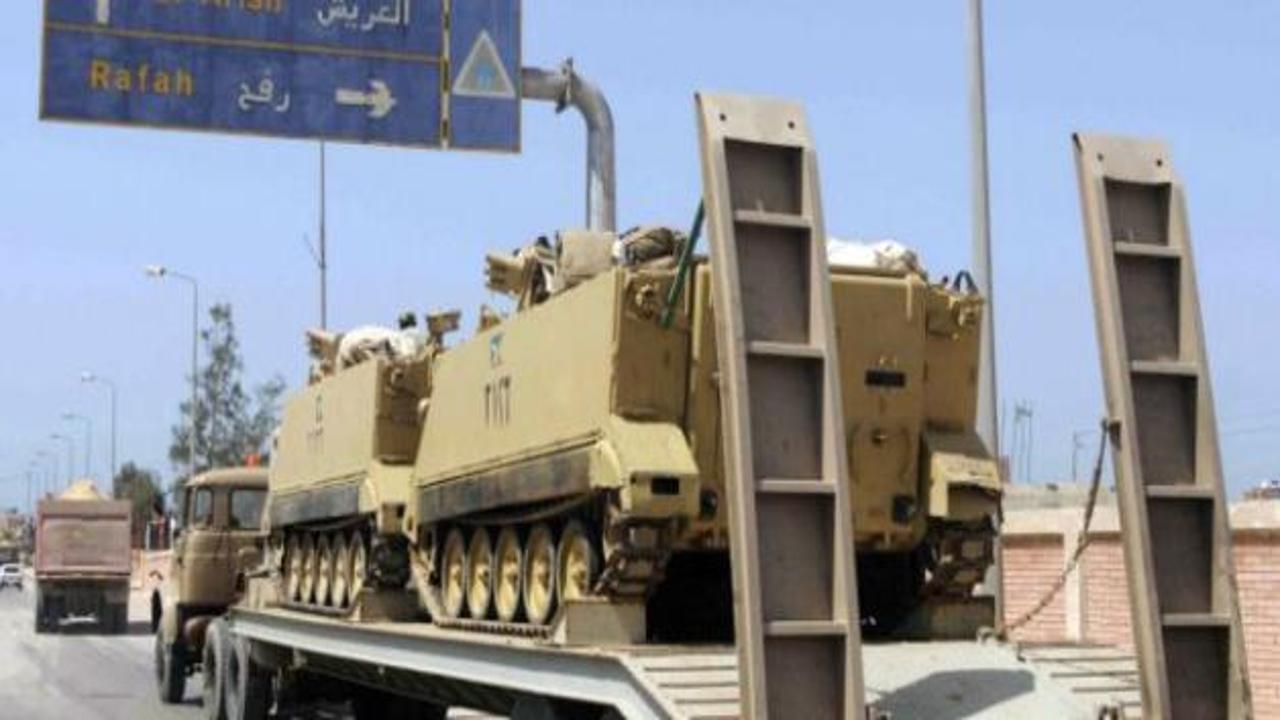 Militanlar, Mısır'da 30 kişiyi öldürdü