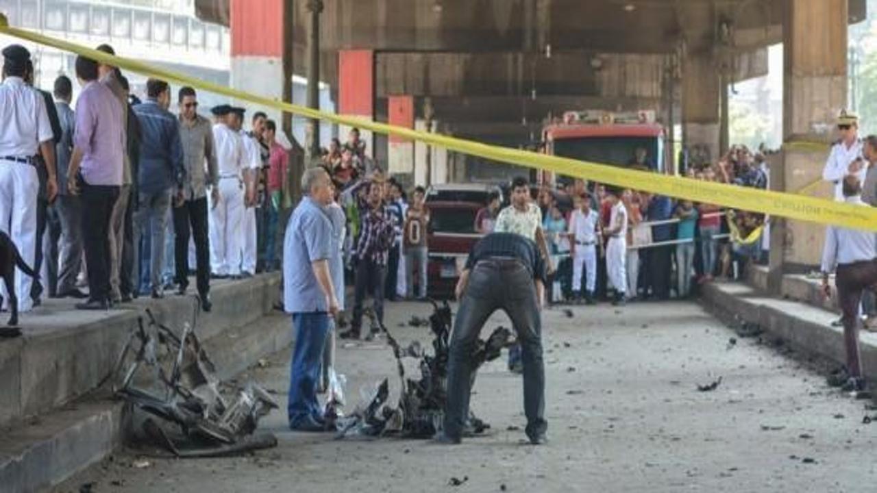 Mısır'da 3 bombalı saldırı birden