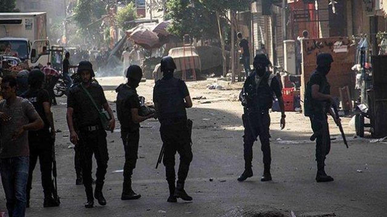 Mısır'da 1 asker hayatını kaybetti