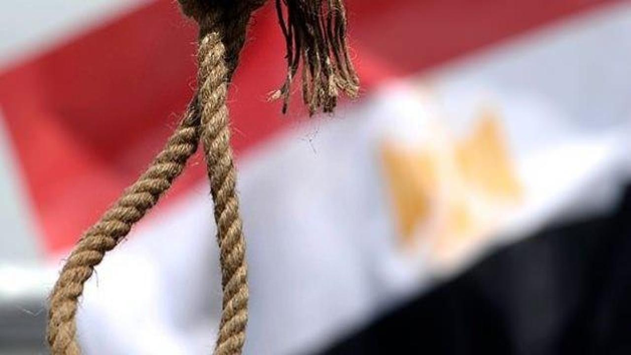 Mısır'da 5 kişiye idam cezası