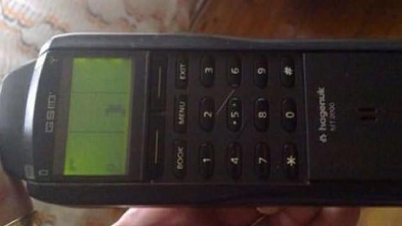 Mobil oyuna sahip ilk cep telefonu