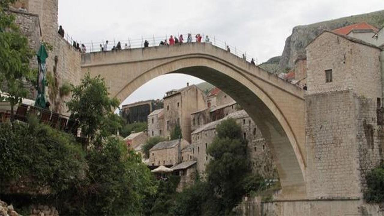 Mostar Köprüsü, 20 yıl önce bugün yıkılmıştı