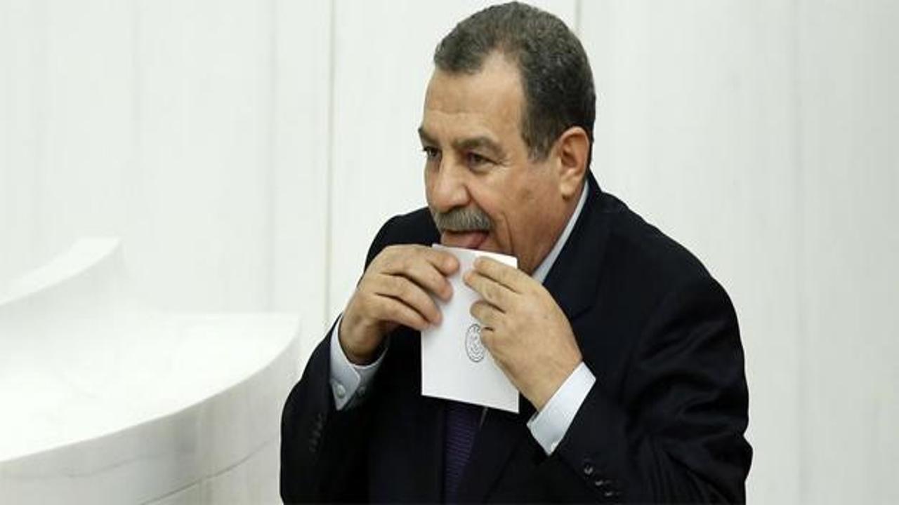 Muammer Güler'den göstererek kabul oyu