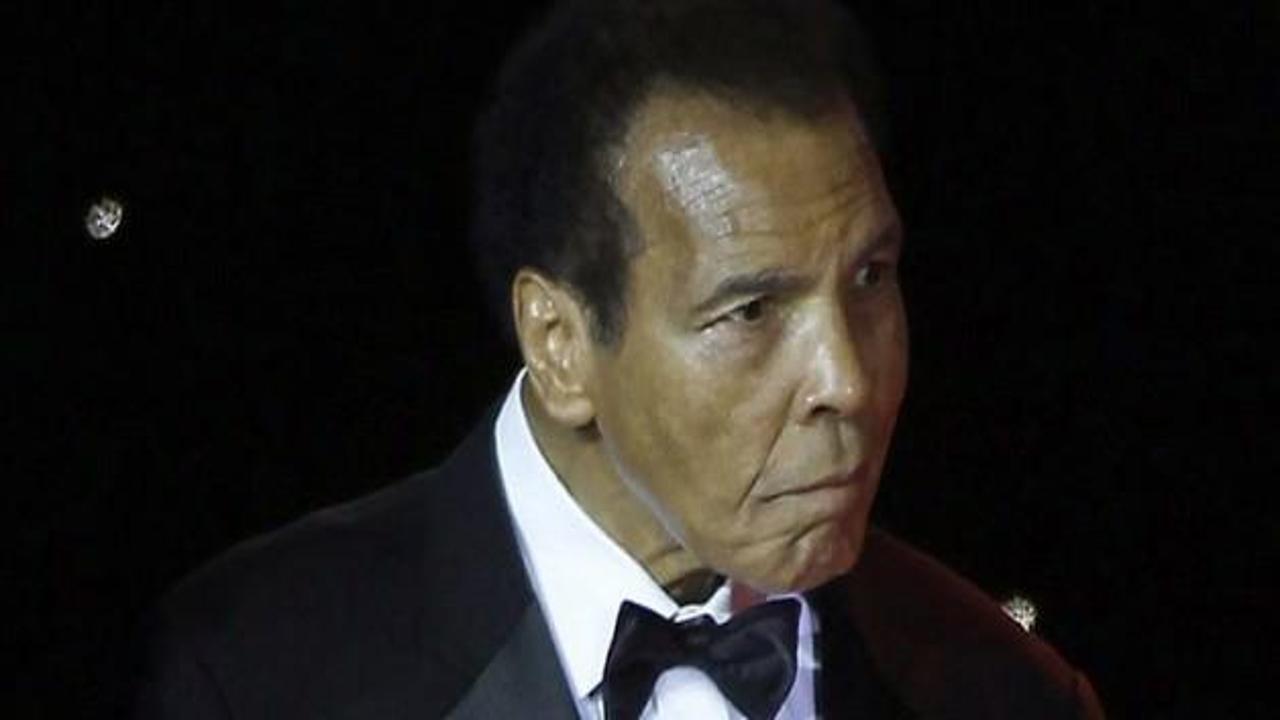 Muhammed Ali'den Trump'a tokat gibi cevap!