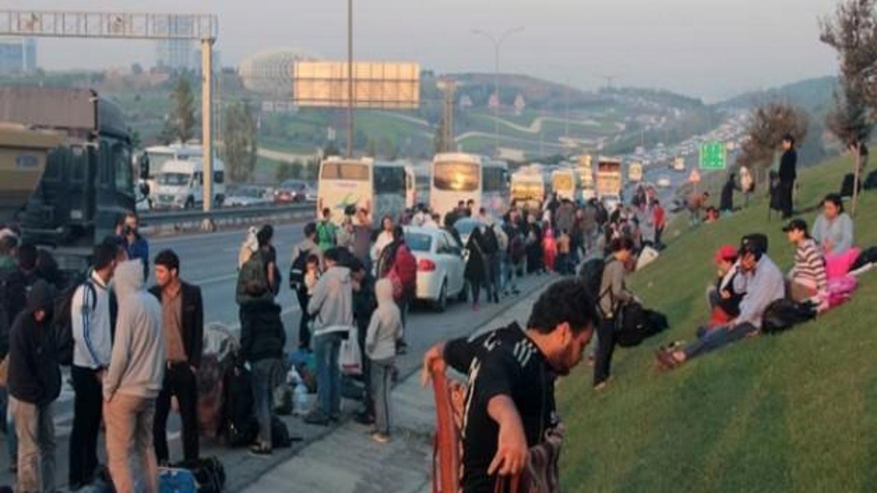 Mültecilerin TEM’deki yürüyüşleri sürüyor