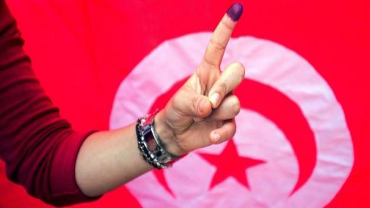 AA, Tunus seçimlerine damga vurdu