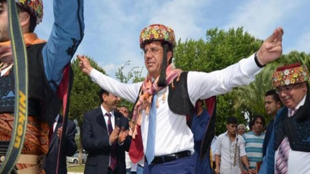 Nihat Zeybekci Köyceğiz'de harmandalı oynadı