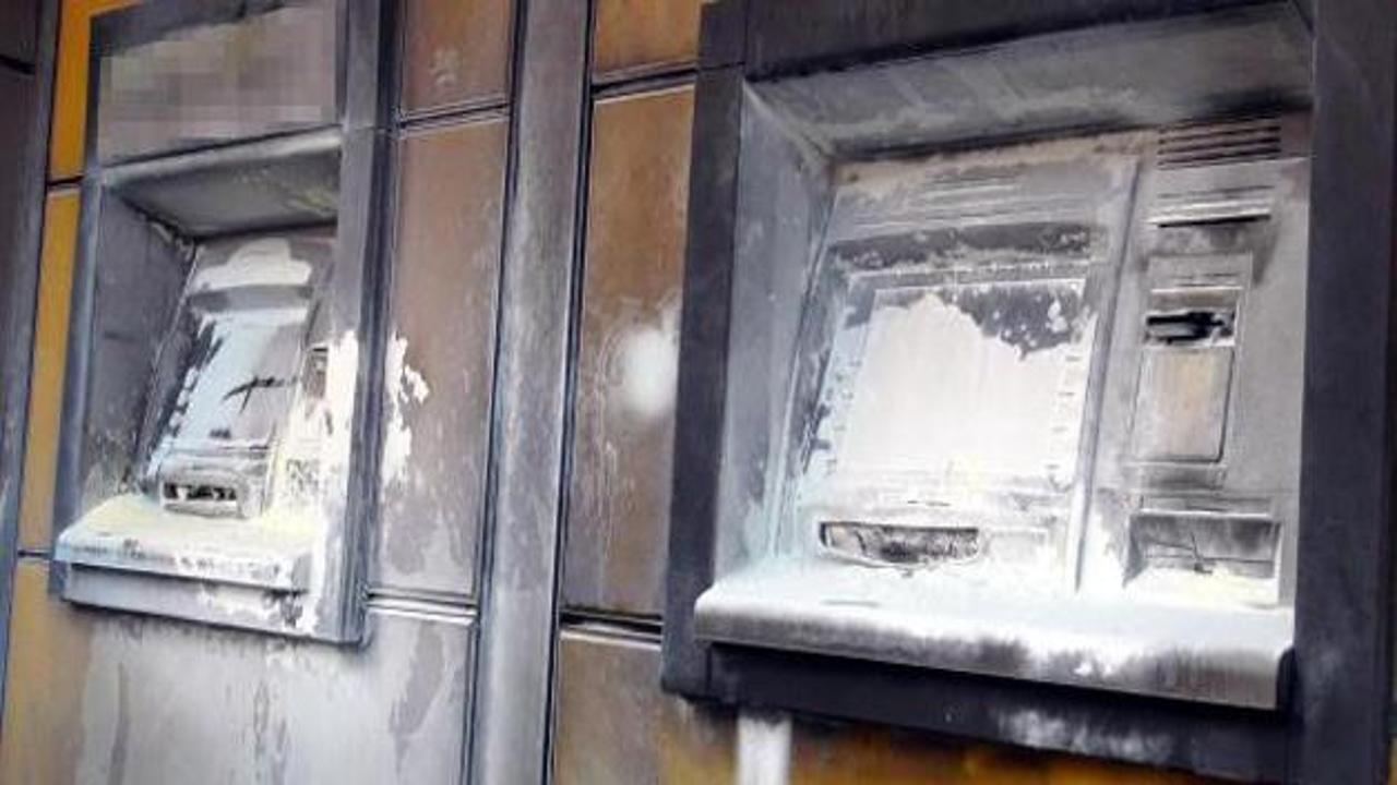 Nusaybin'de ATM'ye molotoflu saldırı