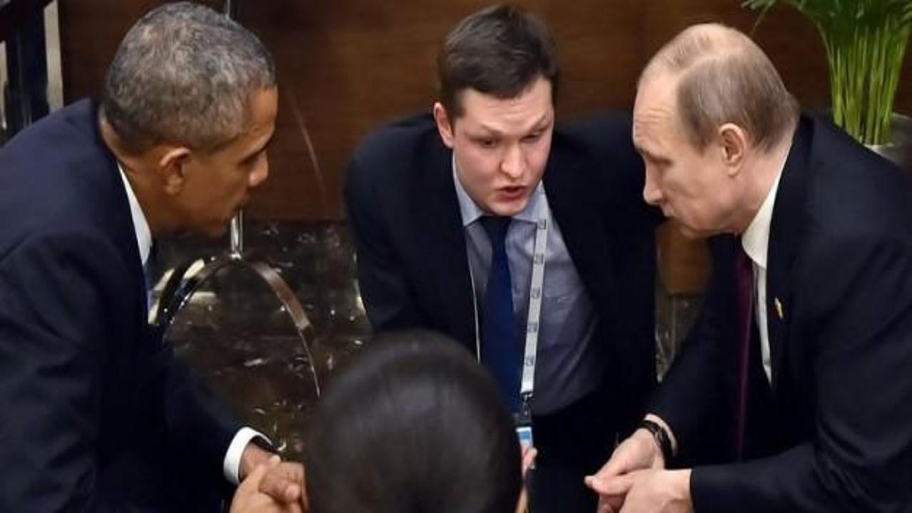 Obama-Putin g&ouml;r&uuml;şmesindeki gizemli adam