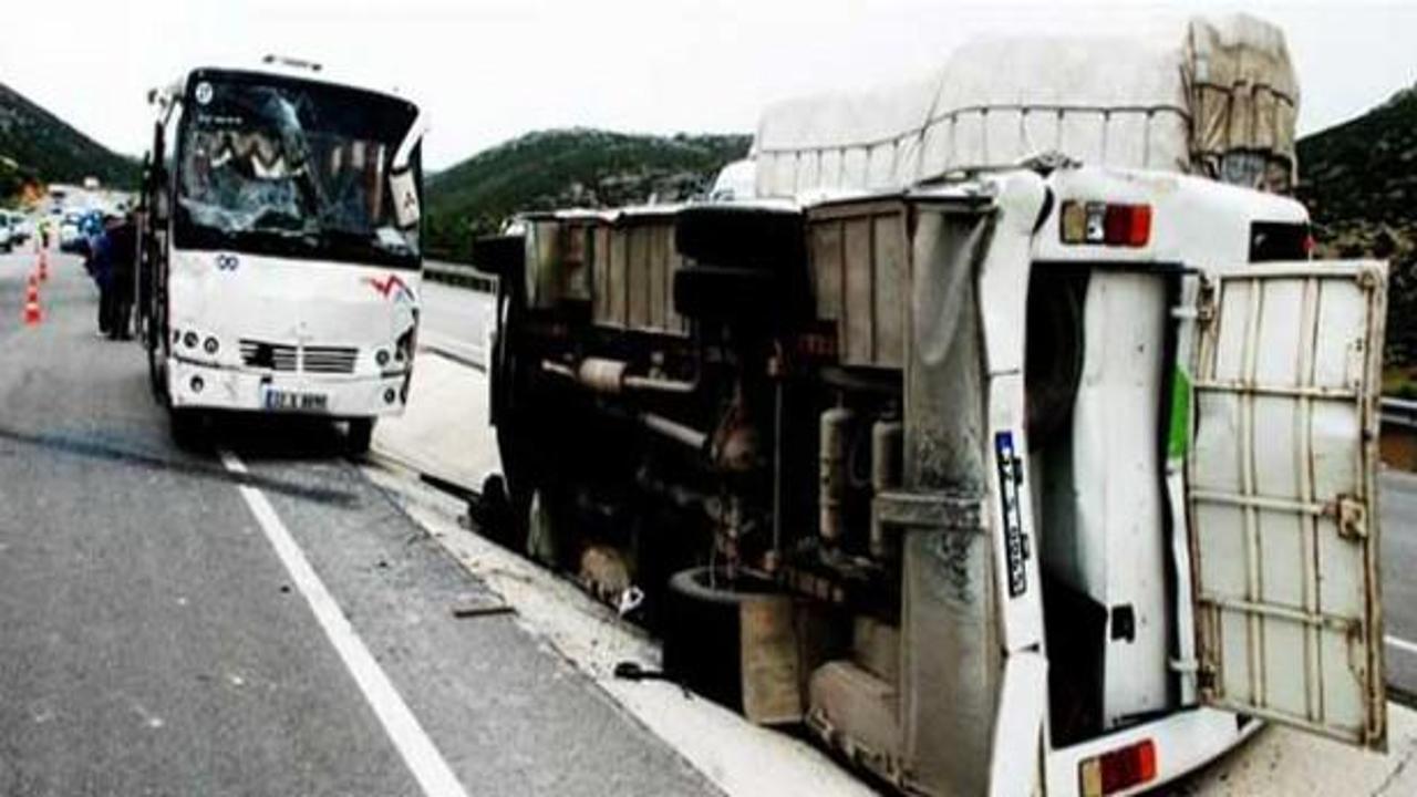 Kırıkkale'de yolcu otobüsü devrildi: 9 yaralı