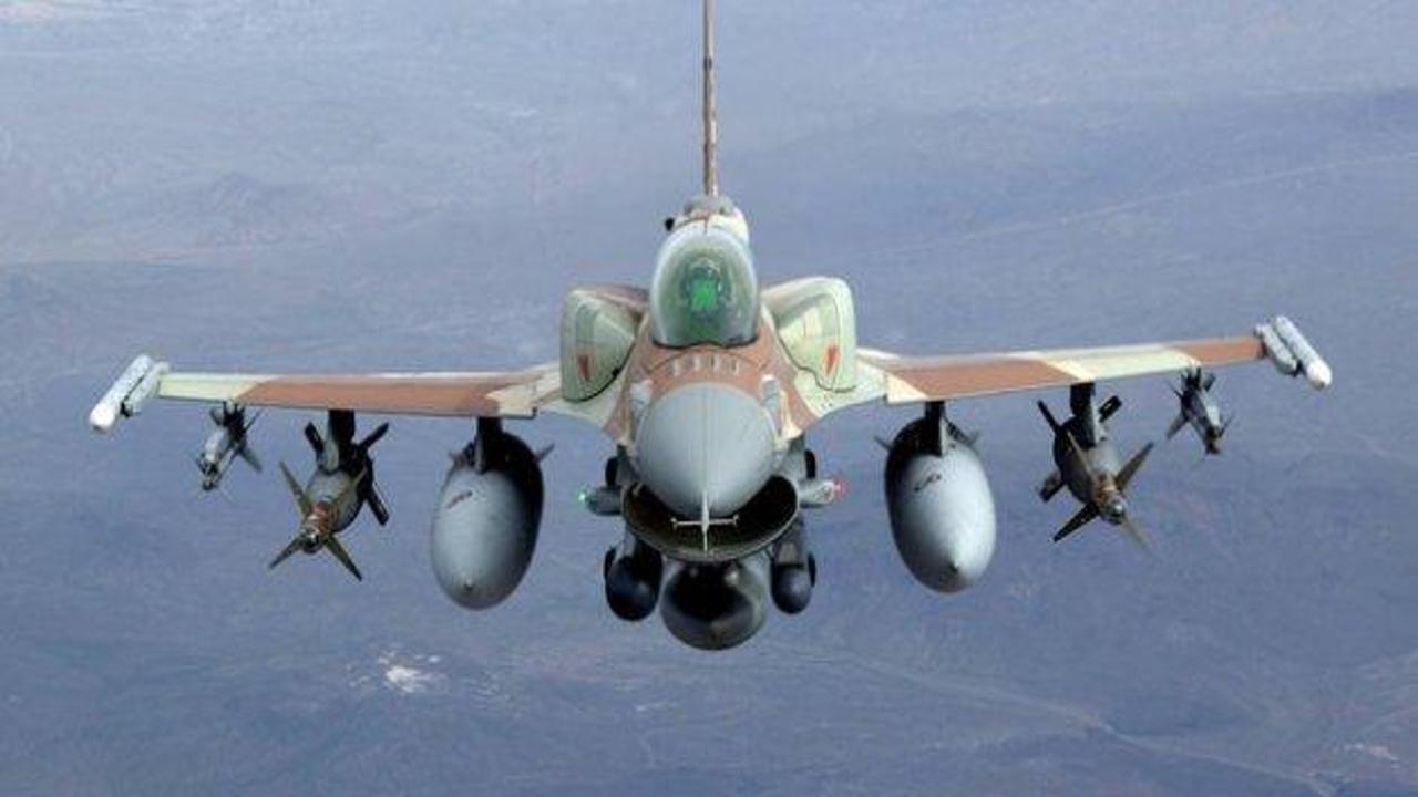 Sınırda F- 16'ya Suriye tacizi