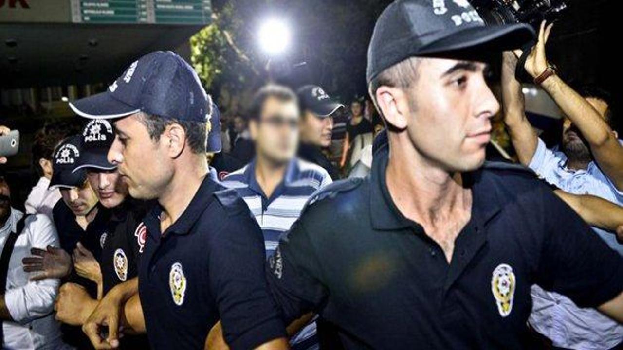 Tutuklanan 44 polis  AYM'ye başvurdu