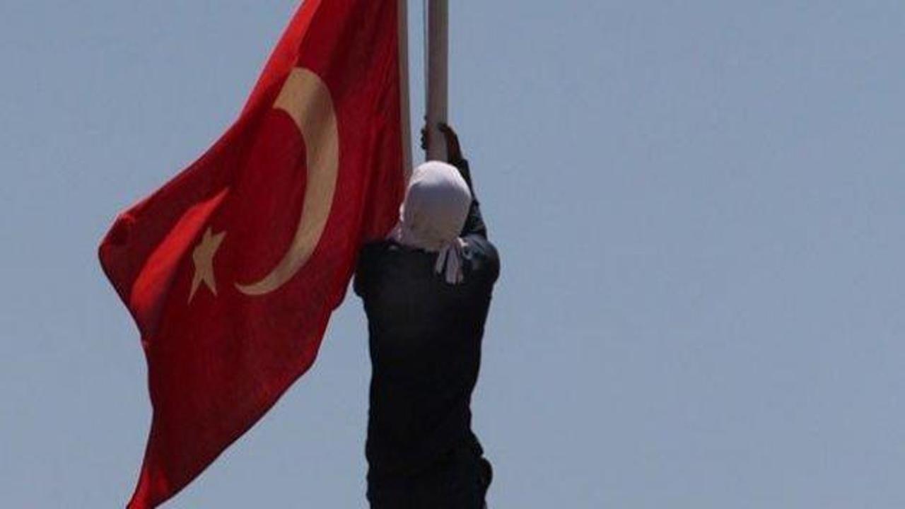 Pascal Nouma'dan Türk bayraklı tepki