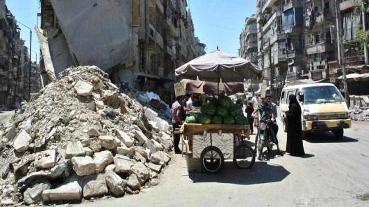 Halep'e varil bombalı saldırı: 11 ölü