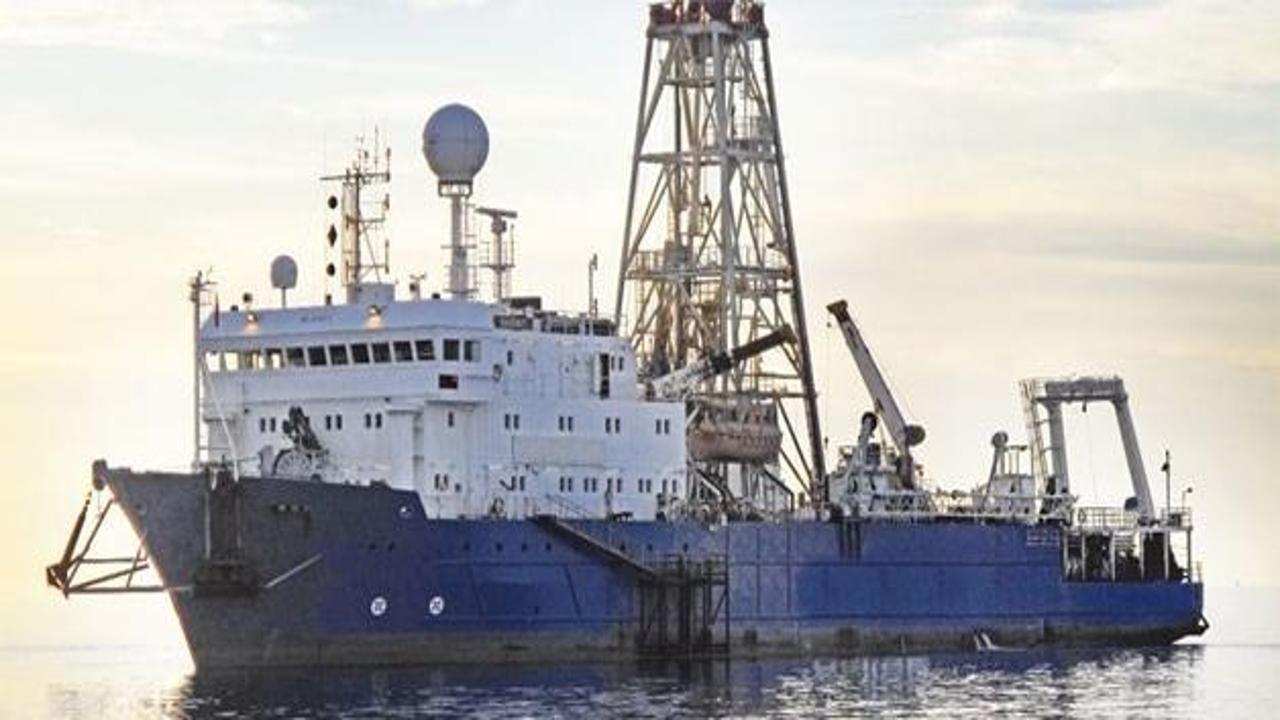Karadeniz'in doğusu petrol, batısı gaz