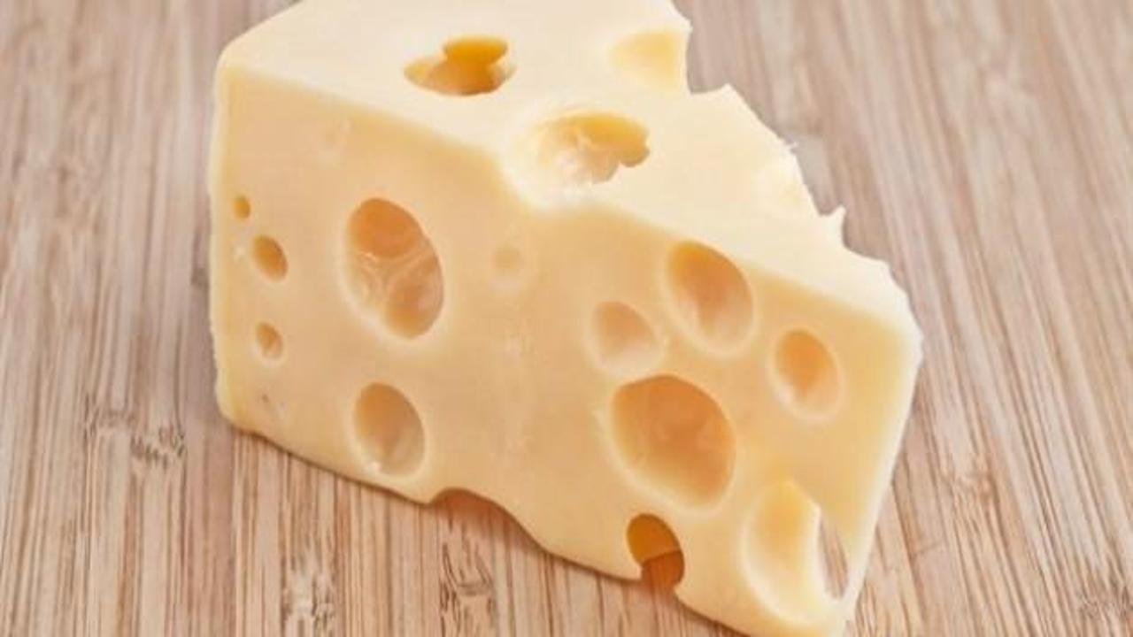 Peynirlerdeki deliklerin sırrı çözüldü