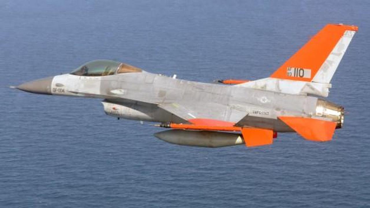 Pilotsuz F-16 devri resmen başlıyor