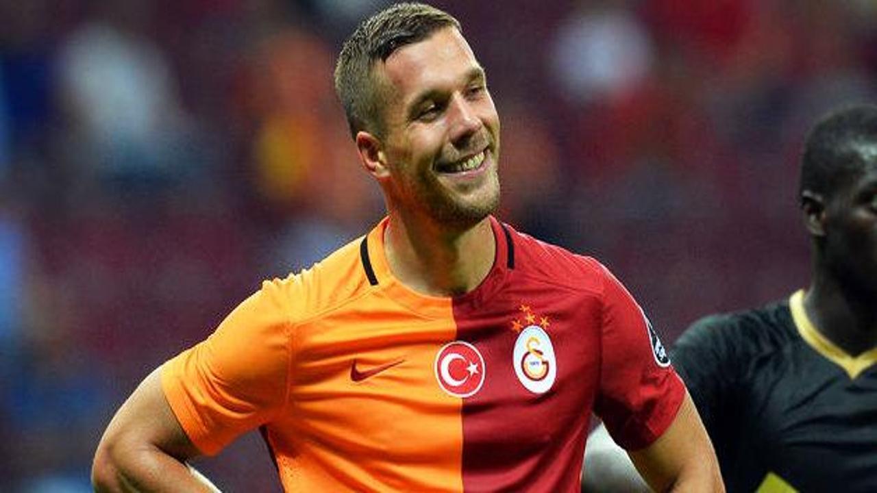 Galatasaray'a Podolski'den müjdeli haber!
