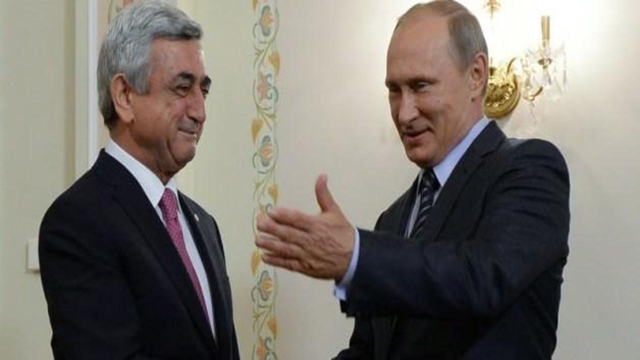Putin ve Sarkisyan bir araya geldi