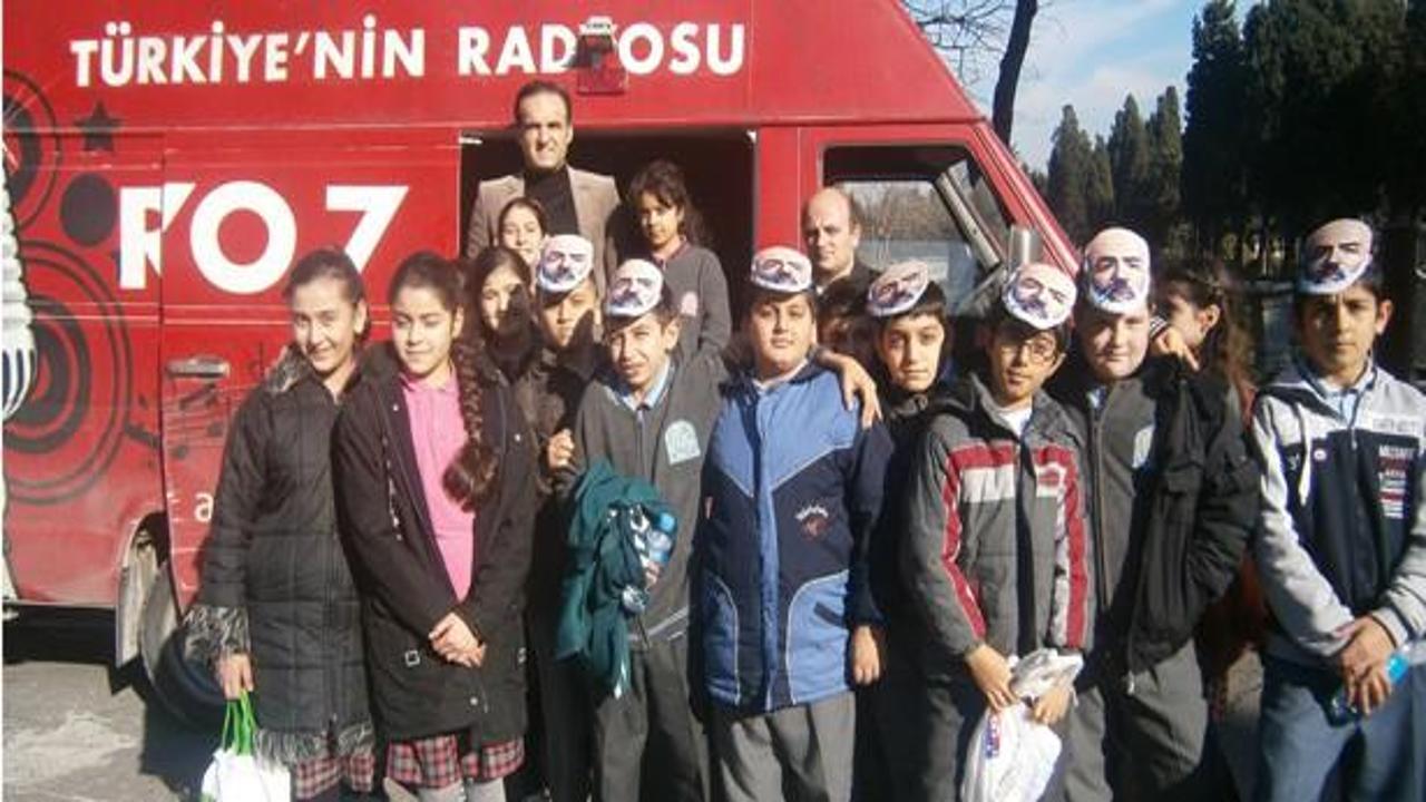 Radyo 7  Mehmet Akif Ersoy'u kabri başında andı