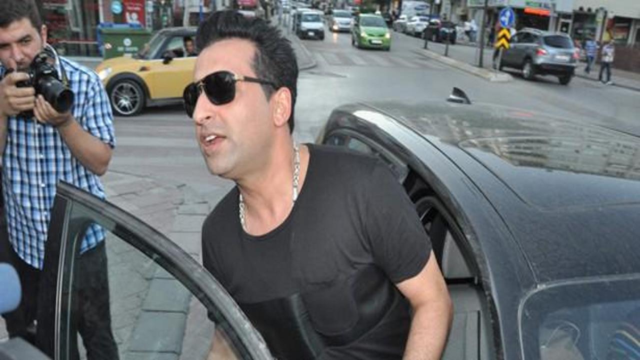 Ragga Oktay gözaltına alındı!