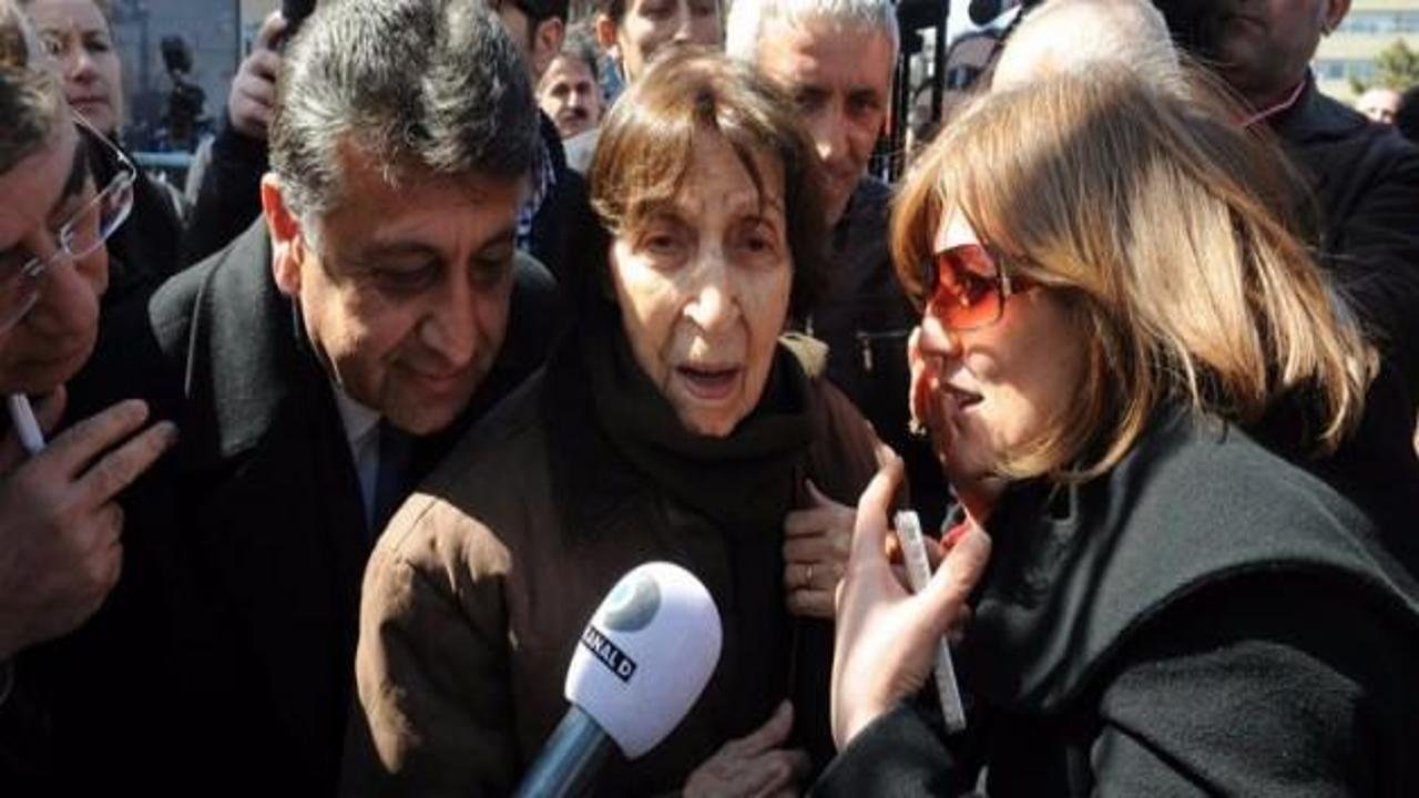 Rahşan Ecevit'ten Davutoğlu'na tepki