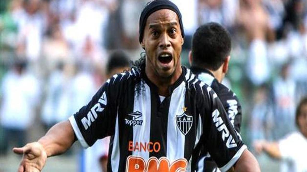 Raja Casablanca, Ronaldinho'yu üzdü