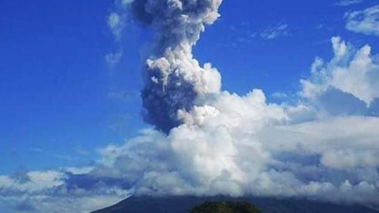 Aktifleşen Mayon Yanardağı tehlike saçıyor
