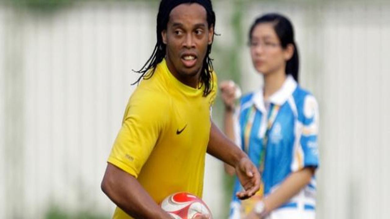 Ronaldinho pazarlığı başladı