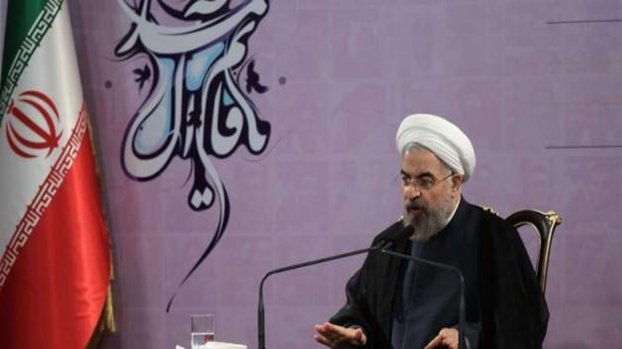 Ruhani: ABD aşırı isteklerinden vazgeçmeli