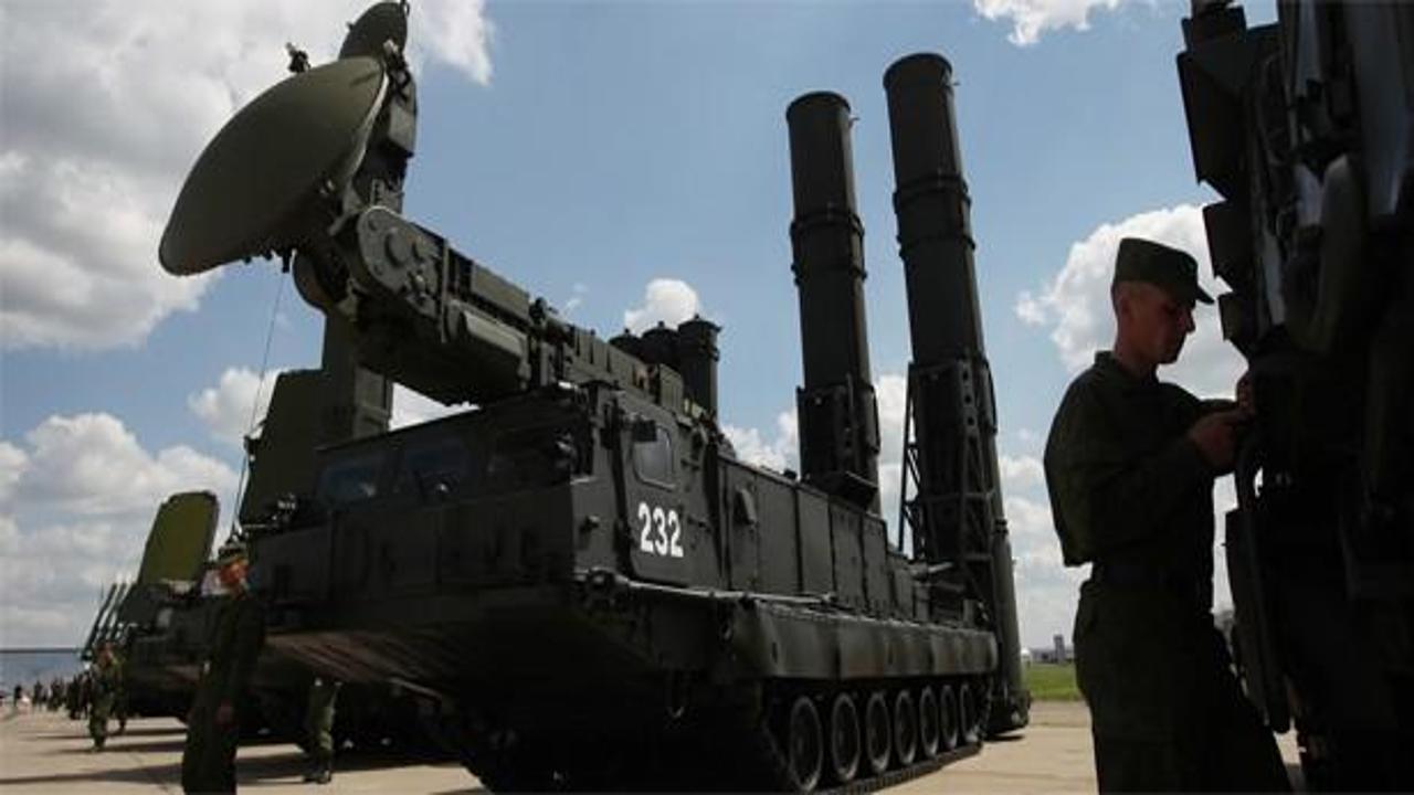 Rumlar S-300 füzelerinin denemesini erteledi