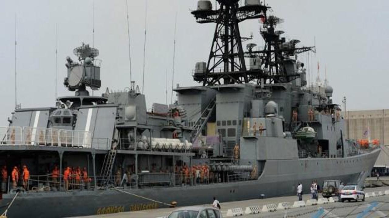 Rusya: IŞİD'i denizden vurduk