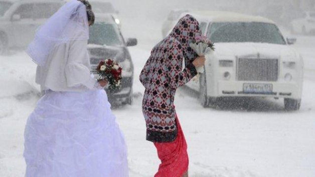 Rusya&rsquo;da yaz ortasında kar yağdı