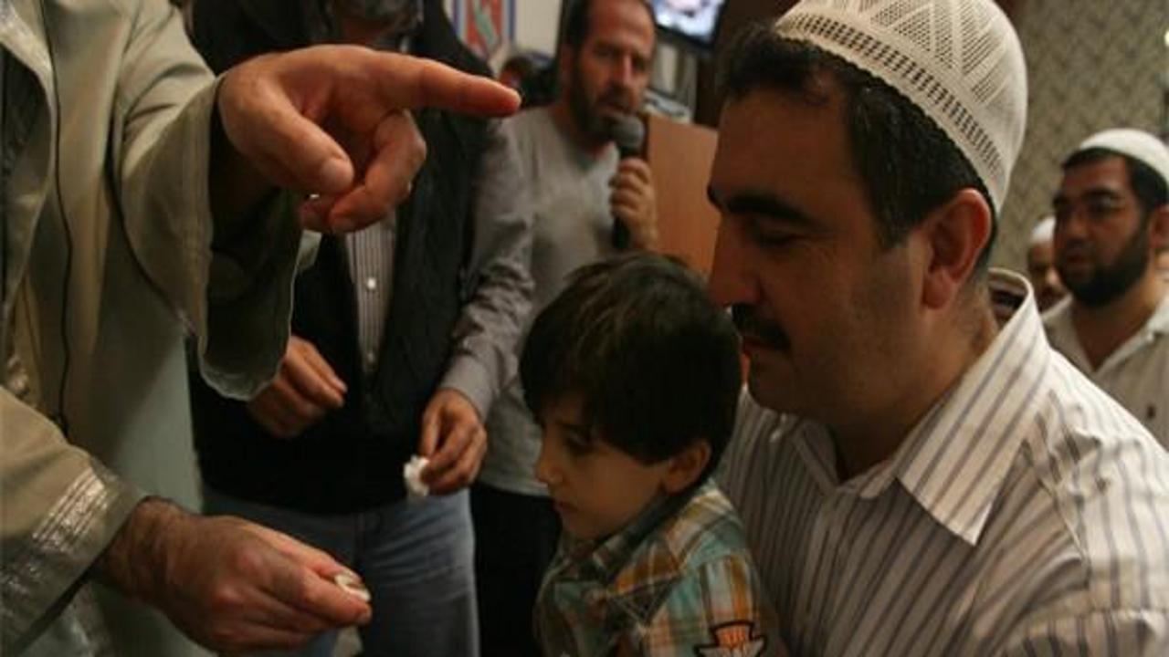 Sakal-ı Şerif New Jersey'de ziyarete a&ccedil;ıldı