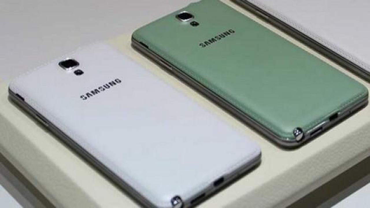 Samsung Galaxy A7 ortaya çıktı