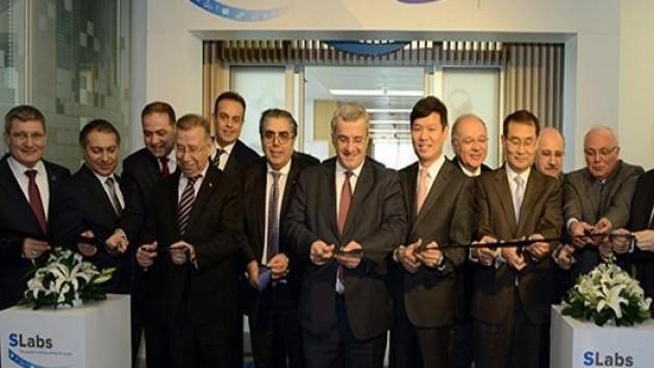 Samsung Türkiye’deki ilk AR-GE merkezini açtı
