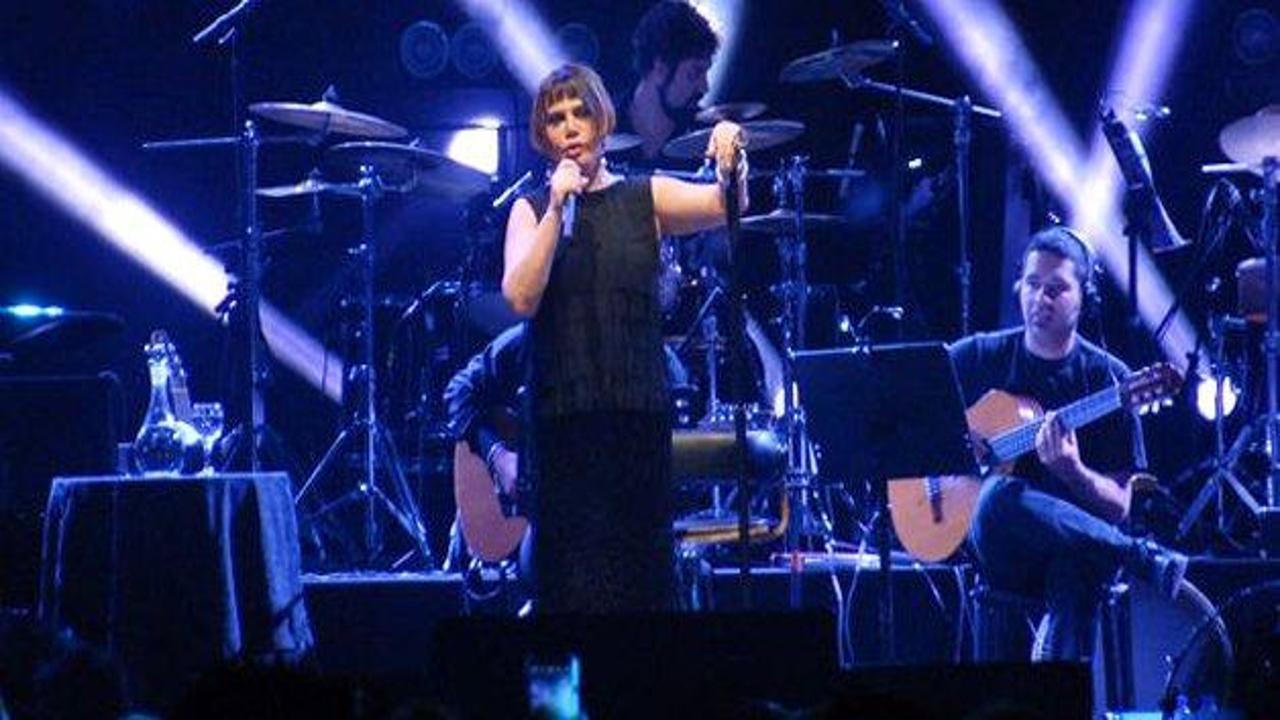 Sezen Aksu Alanya'da konser verdi