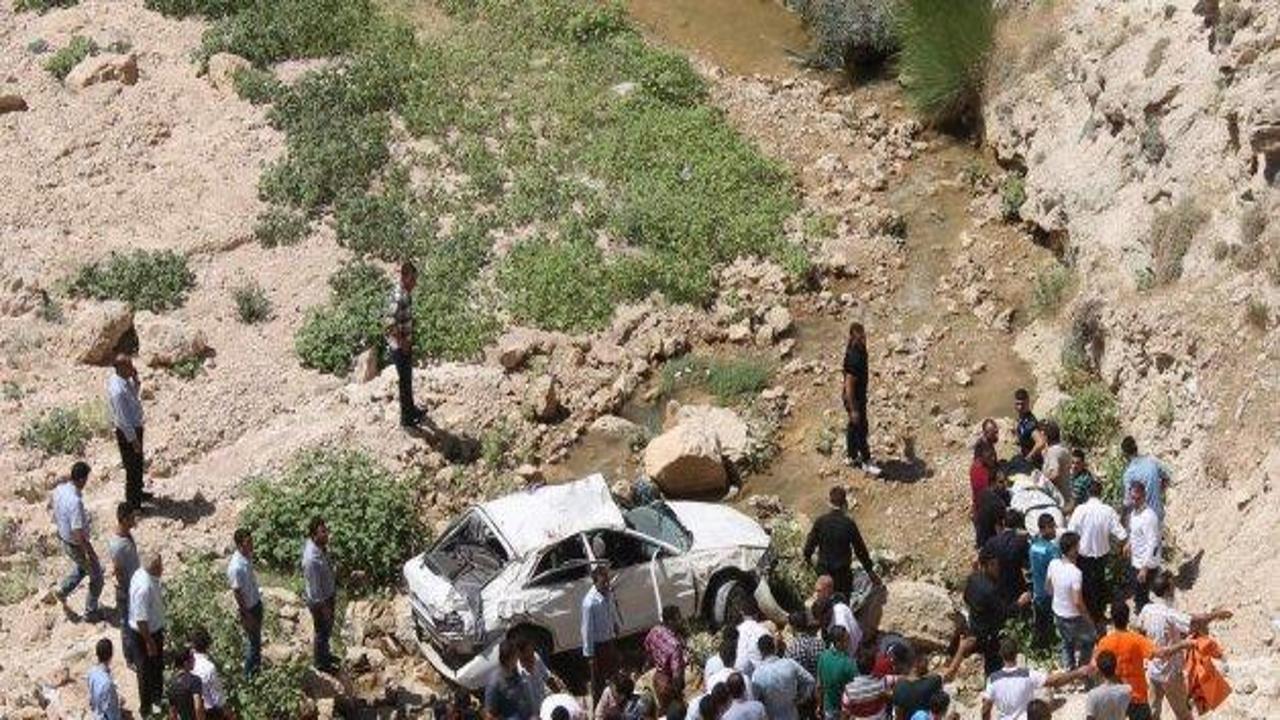 Siirt'te trafik kazası: 3 ölü, 2 yaralı