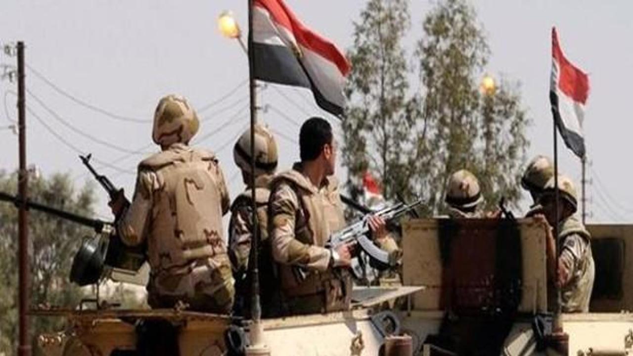 Sina'da Mısır ordusuna saldırı: 9 ölü
