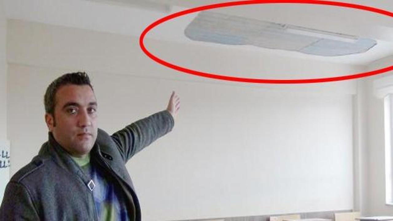 Sınıfta tavan sıvası d&ouml;k&uuml;ld&uuml;: 4 &ouml;ğrenci yaralı