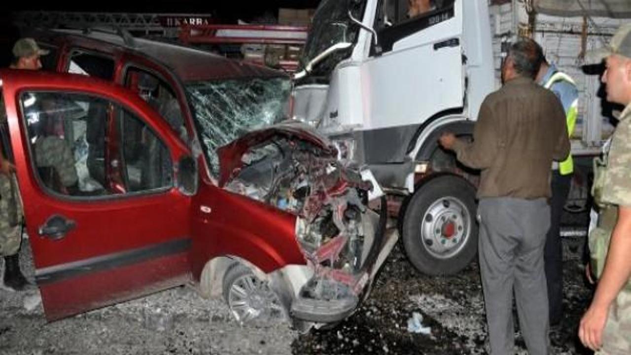 Sivas Ulaş'ta kaza: 1 ölü, 1 yaralı