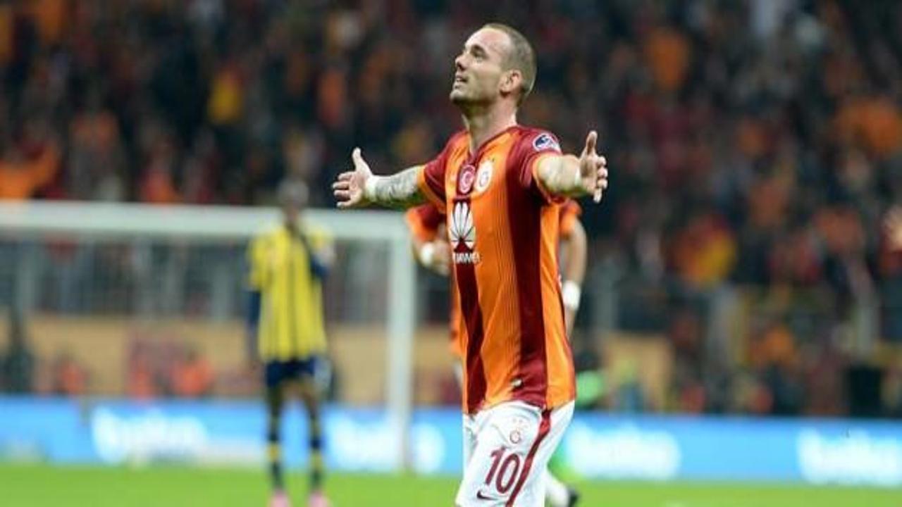 Sneijder'in 2 füzesi 5 bin TL'ye satıldı!